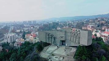 de monument van de bulgaars-sovjet vriendschap. varna, bulgarije. de gedenkteken toegewijd naar bulgaars-sovjet vriendschap was aanvankelijk ontworpen net zo een monument naar Sovjet leger. het was gebouwd Aan kraan heuvel. video