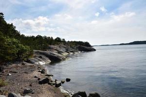 Estocolmo Suecia acripiélago orilla del lago paisaje foto