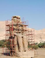 colosos de memnon en lujo, Egipto foto