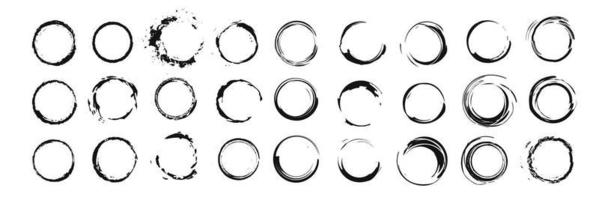 conjunto de círculos negros vectoriales. manchas negras sobre fondo blanco aislado. manchas para diseño grunge vector