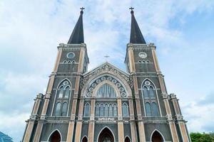 catedral de la inmaculada concepción en chanthaburi en tailandia foto