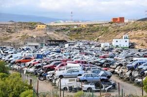 abandonado coche lote foto