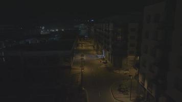 aérien nuit vue de déserté des rues video