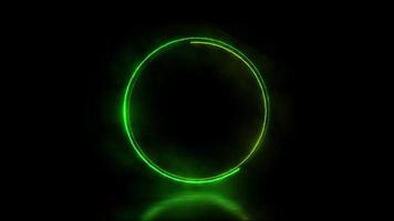 abstrakt animerad ljus neon effekt cirkel ram täcka över slinga bakgrund för presentation video