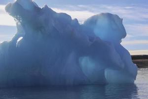 Iceberg Jokulsarlon Lagoon, Iceland photo