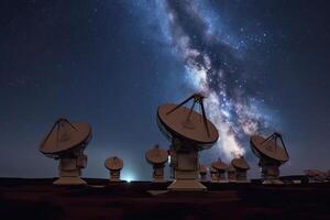 radio telescopio a estrellado noche con lechoso camino galaxia. antena para de espacio señales investigación. espacio observatorio. creado con generativo ai foto