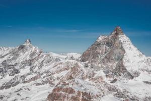 escénico amanecer o puesta de sol ver de materia - uno de el más famoso y icónico suizo montañas, zermatt, Valais, Suiza foto