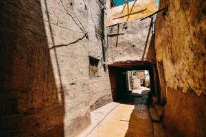 The dilapidated and long-standing Folk Houses on Hathpace in Kashgar, Xinjiang photo