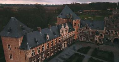 antiguo gaasbeek castillo en Bélgica video