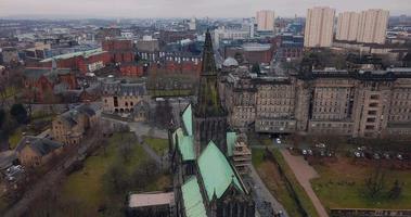 antenn se av glasgow katedral i skottland video