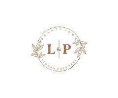 inicial lp letras hermosa floral femenino editable prefabricado monoline logo adecuado para spa salón piel pelo belleza boutique y cosmético compañía. vector