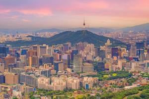 céntrico Seúl ciudad horizonte, paisaje urbano de sur Corea foto