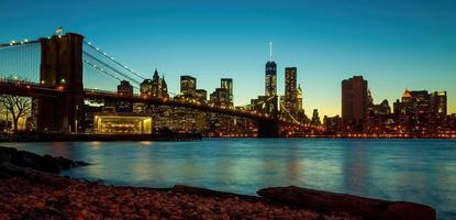 Manhattan ciudad horizonte paisaje urbano de nuevo York con brooklyn puente foto