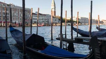 skott av de kanal stad av Venedig video