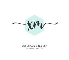 X metro xm inicial letra escritura y firma logo. un concepto escritura inicial logo con modelo elemento. vector
