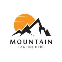 logotipo de icono de montaña vector