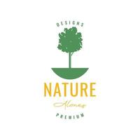 salvar el mundo naturaleza verde planta árbol crecer tierra logo diseño vector