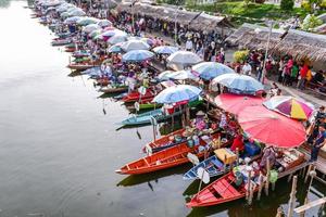 SONGKHLA, THAILAND, April 15, 2018, Sellers sell food and souvenirs at Klonghae Floating Market in Hat Yai, Thailand. The First floating Market in the South of Thailand. photo