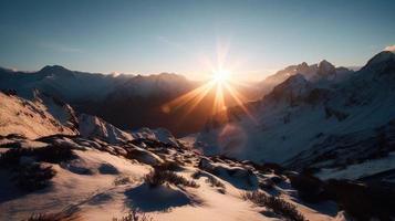 puesta de sol en el montañas. amanecer en el montañas. hermosa invierno paisaje, montaña paisaje a puesta de sol. panorámico ver de el montañas foto