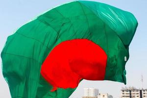 bangladeshi bandera ondulación foto