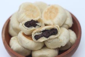 a close up of Bakpia with chocolate flavor. photo