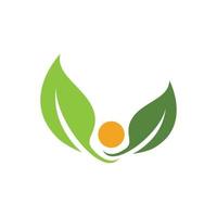 logotipos de la ecología de la hoja del árbol verde vector