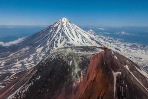 cráter de avacha volcán foto