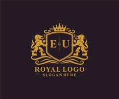 plantilla de logotipo de lujo real de león de letra inicial de la UE en arte vectorial para restaurante, realeza, boutique, cafetería, hotel, heráldica, joyería, moda y otras ilustraciones vectoriales. vector