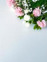 Close up photo of a bouquet of pink and white