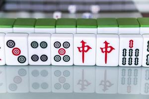 harbin, China - dic 30, 2018-mahjong es el antiguo asiático tablero juego. foto
