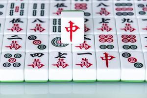 harbin, China - dic 30, 2018-mahjong es el antiguo asiático tablero juego. foto