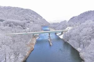 polvo nieve montaña en sapporo, Hokkaido Japón foto