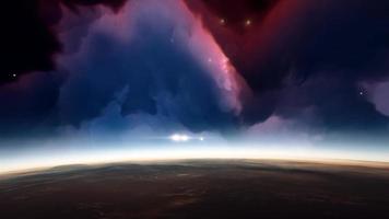 atemberaubend Planet Innerhalb ein Nebel, Raum Flug 4k video