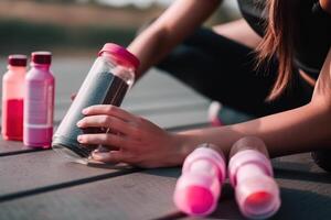 mujer y proteína Deportes suplementos bebida en botella generativo ai foto