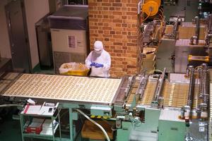 Japón, sapporo-dec 08- isiya, chocolate fábrica en dic 08, 2014 en hokkaidō el de la empresa buque insignia producto es el shiroi koibito Galleta foto