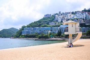 HONG KONG - JUN 12-Repulse Bay, is a bay in the southern part of Hong Kong Island and nearly Kwun Yim Shrine is a Taoist shrine at the southeastern end of Repulse Bay on June 12, 2015. photo