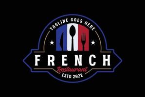 Clásico retro Francia francés bandera con cuchara cuchillo tenedor para café restaurante comida culinario abastecimiento etiqueta logo diseño vector
