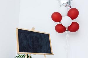 Back to school message board with balloon photo