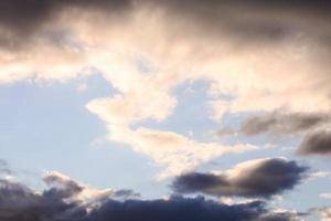 hermoso cielo nublado foto