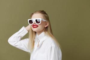 blonde woman fashion white shirt sunglasses Lifestyle posing photo