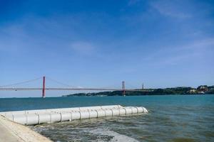 puente en Lisboa, Portugal foto