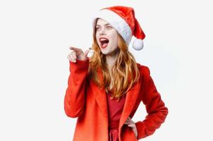 mujer vistiendo Papa Noel disfraz estilo de vida fiesta Navidad ligero antecedentes foto