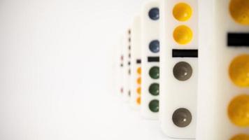 un' macro tiro di un' collezione di domino video