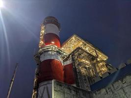 poder planta proyecto con construcción trabajo y puesta en marcha planta. el foto es adecuado a utilizar para industria antecedentes fotografía, poder planta póster y electricidad contenido medios de comunicación.