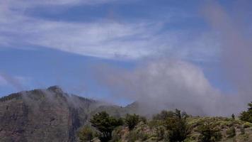 een timelapse van de roque nublo in oma canaria video