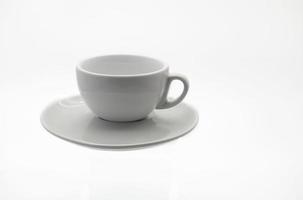 blanco taza aislado en un blanco antecedentes. foto