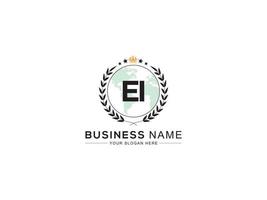 Minimalist Ei Logo Icon, Luxury Crown Circle EI Three Star Letter Logo Design vector