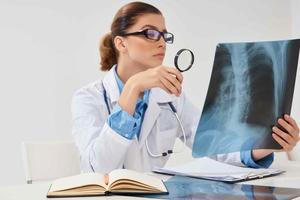 doctor radiologist x-ray research hospital diagnosis photo