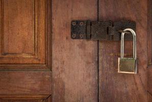 wood gate with lock, locked wooden doors photo