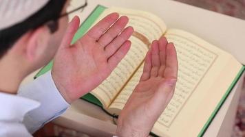 Gebet im Islam Moschee video